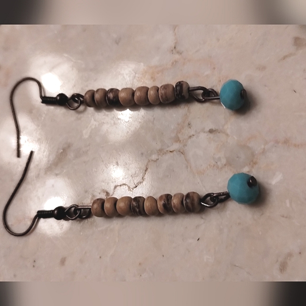 Boho beaded earrtn - Picture 2 of 4